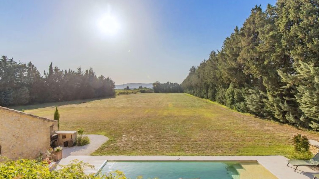 Photo of Outdoor in Pont Royal