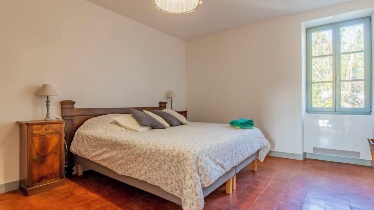 Photo of Others in Pont Royal