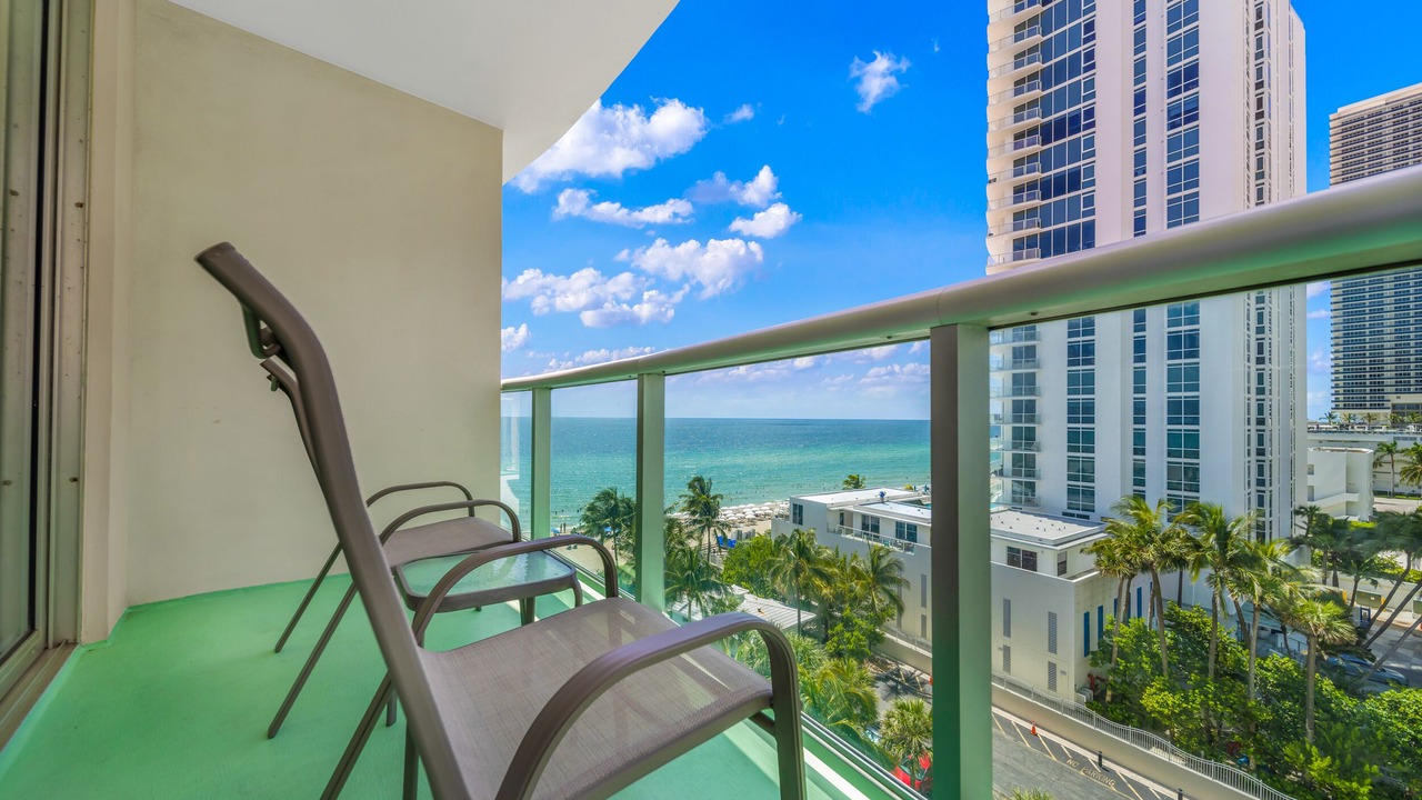 Photo of Outdoor in Hollywood South Central Beach