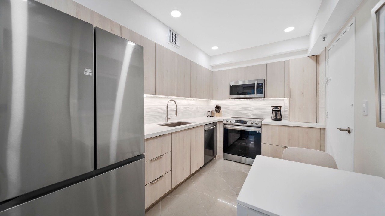 Photo of Kitchen in Hollywood South Central Beach