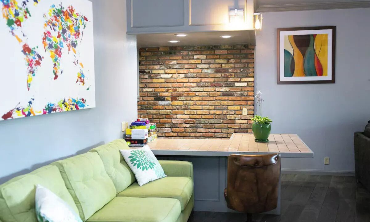 Photo of Livingroom in Warr Acres