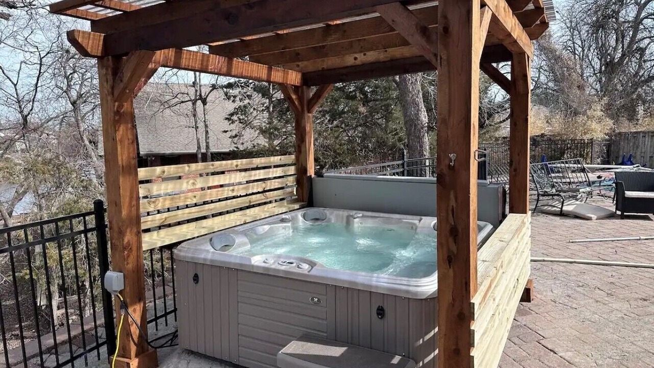 Photo of Patio Balcony in Warr Acres