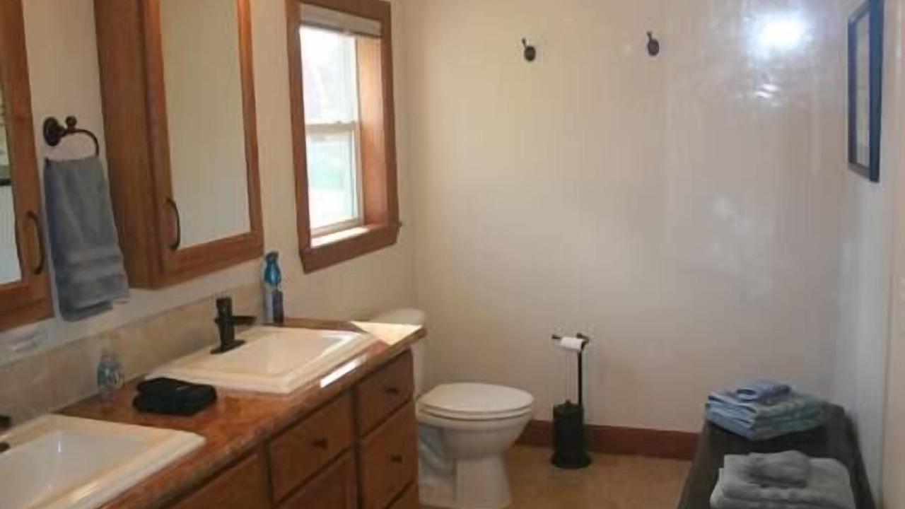Photo of Bathroom in Cape Vincent