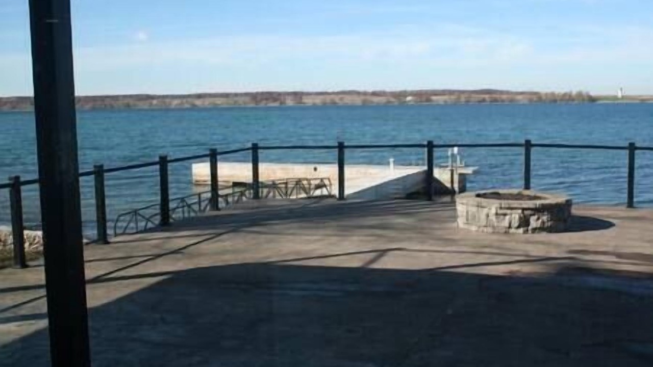 Photo of Others in Cape Vincent