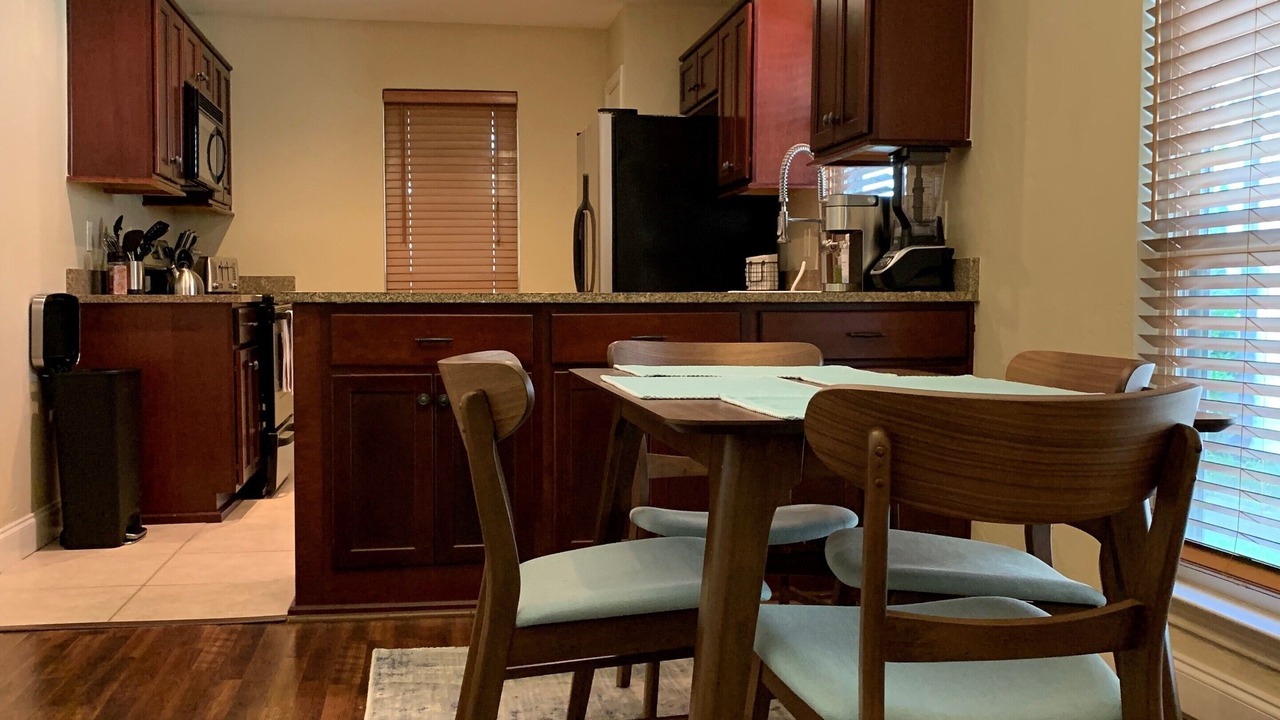 Photo of Bedroom in Lower Greenville