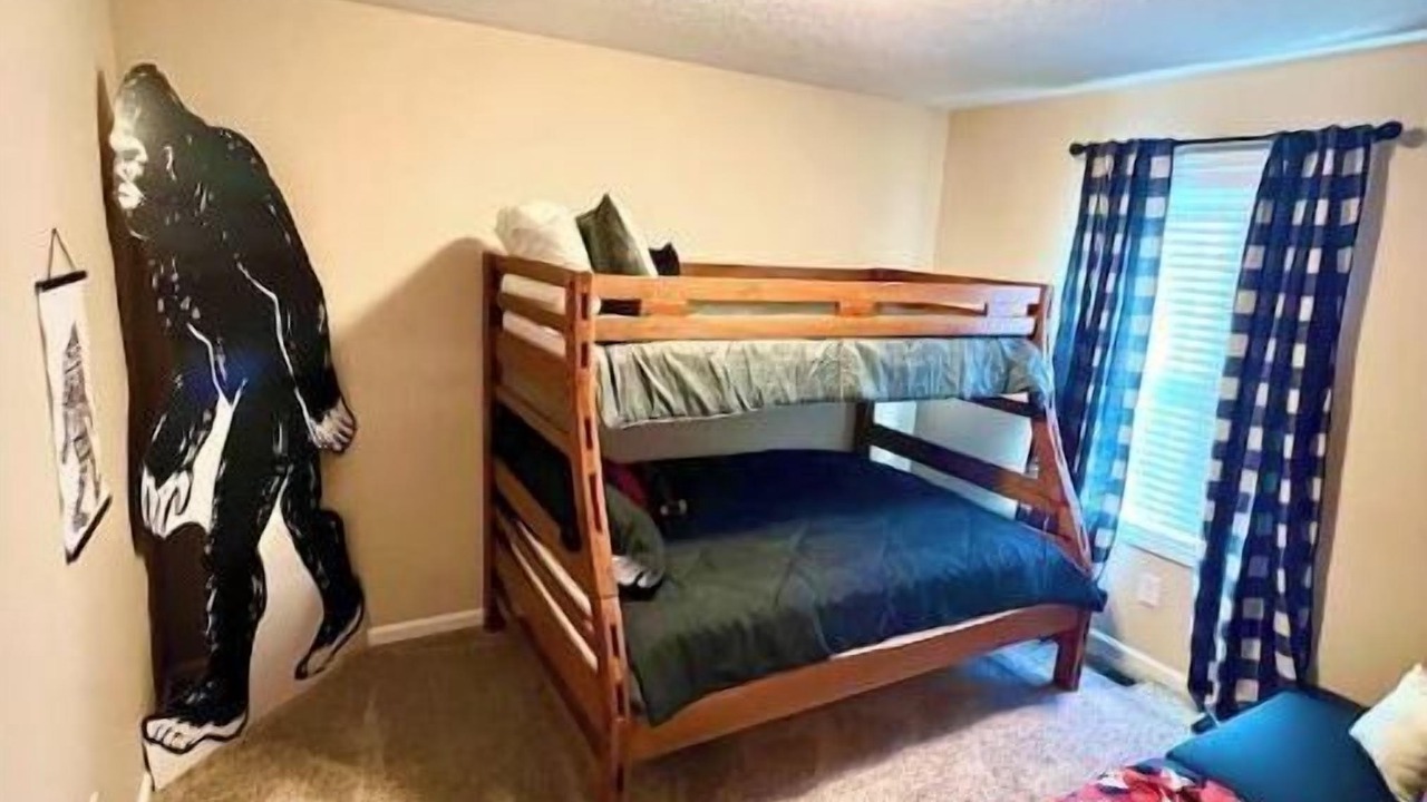 Photo of Bedroom in Clarkson