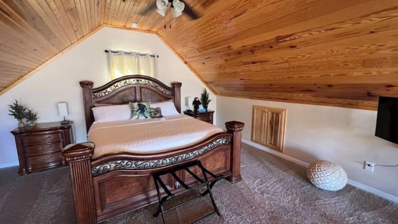 Photo of Bedroom in Clarkson