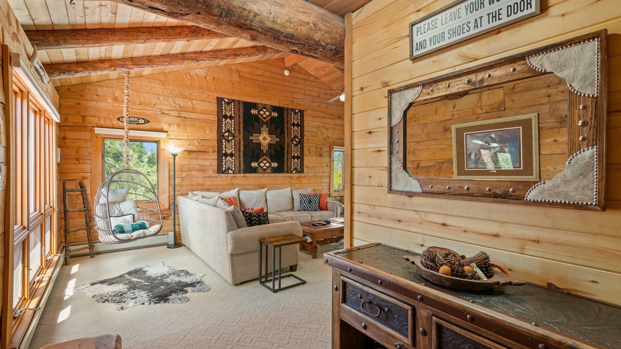Photo of Livingroom in Durango