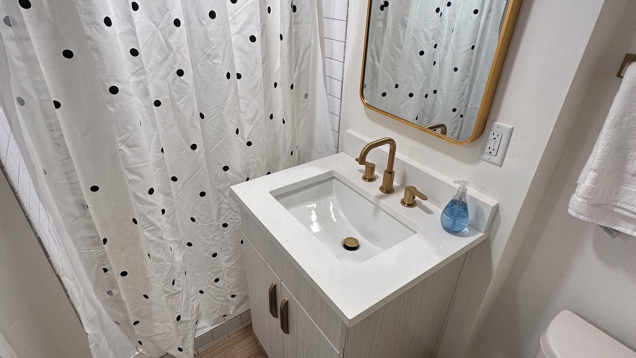 Photo of Bathroom in Canyon Rim