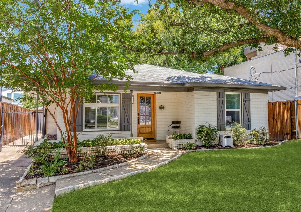 Photo of Outdoor in Preston Hollow