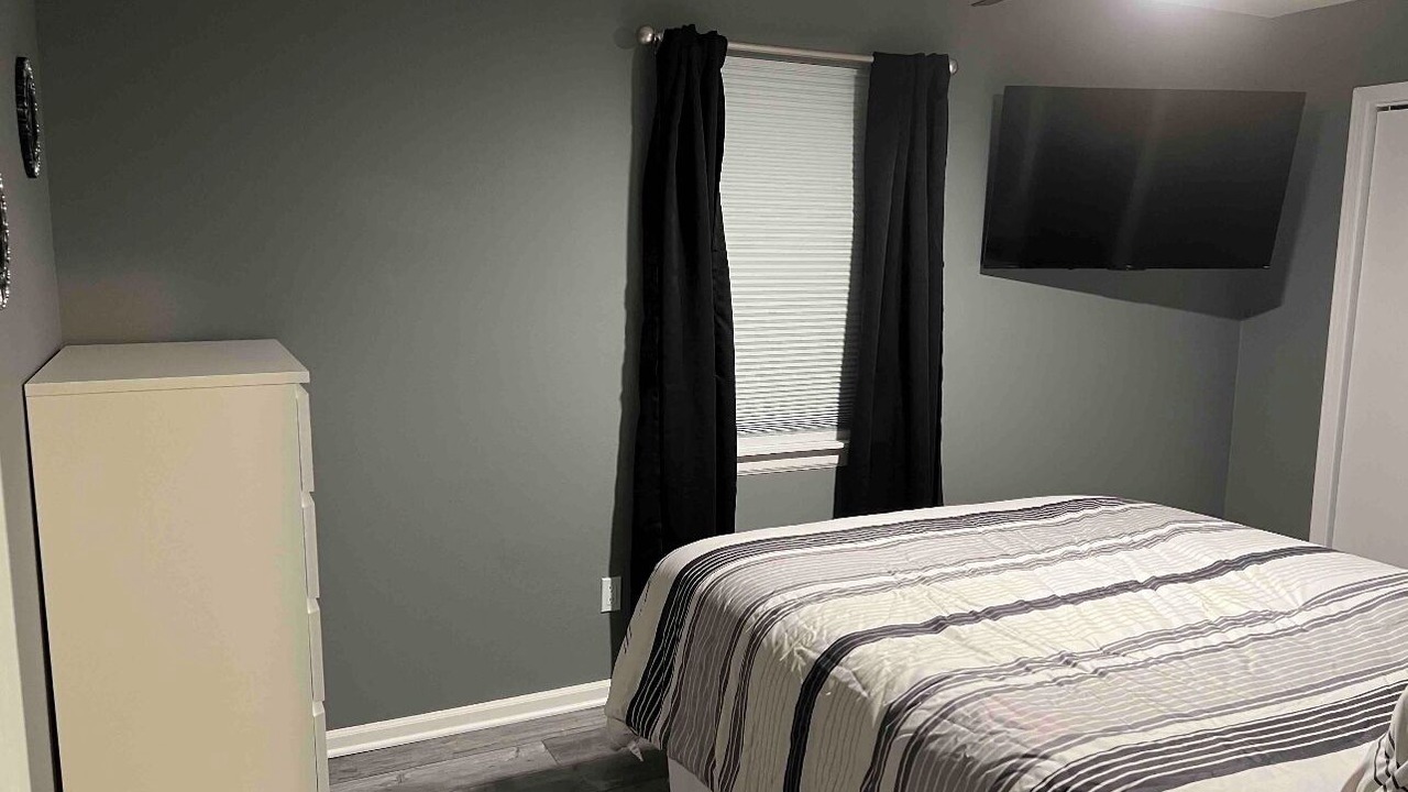 Photo of Bedroom in Blue Springs