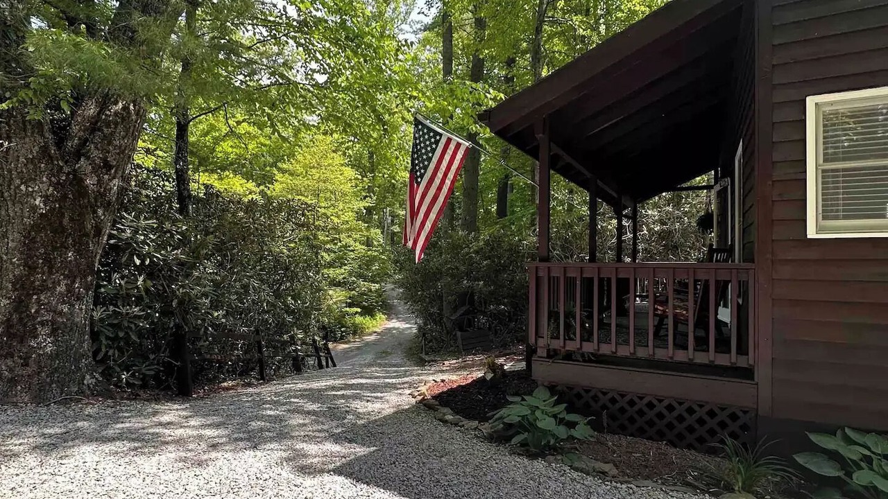 Photo of Outdoor in Linville Falls