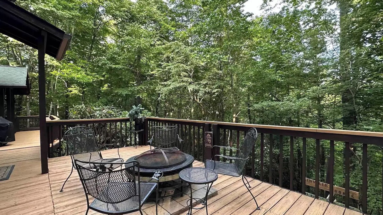 Photo of Outdoor in Linville Falls