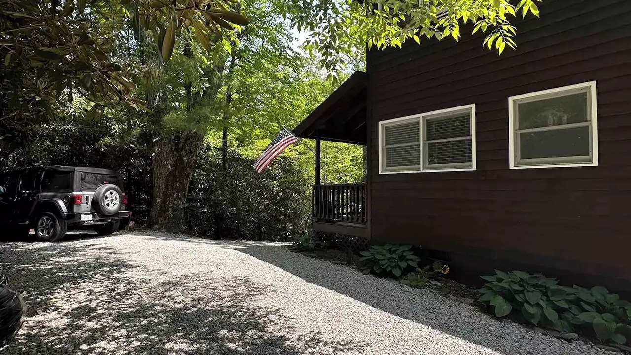 Photo of Outdoor in Linville Falls