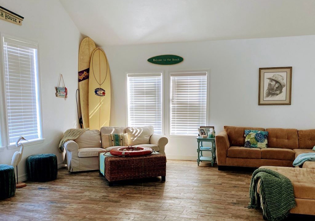 Photo of Livingroom in Cedar Lane