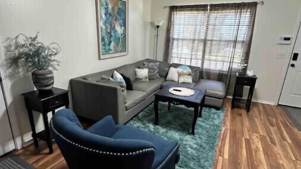 Photo of Livingroom in Russellville
