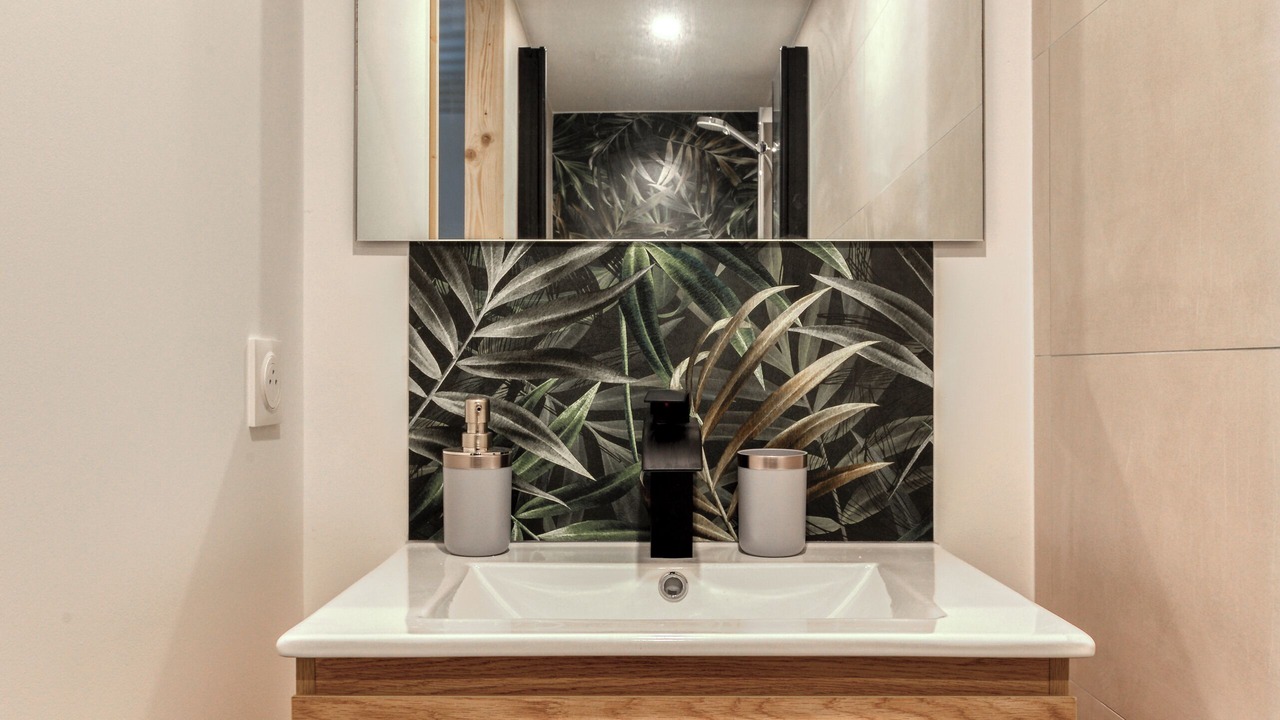 Photo of Bathroom in Peyriac-de-Mer