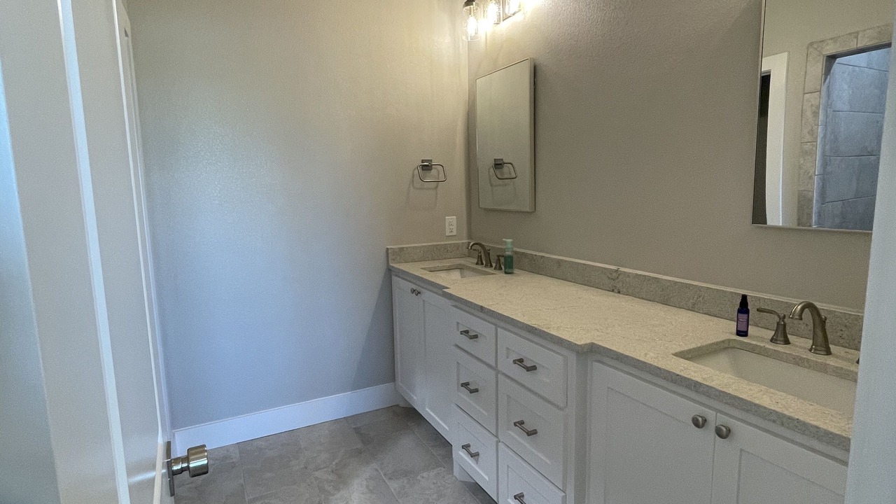 Photo of Bathroom in Graford