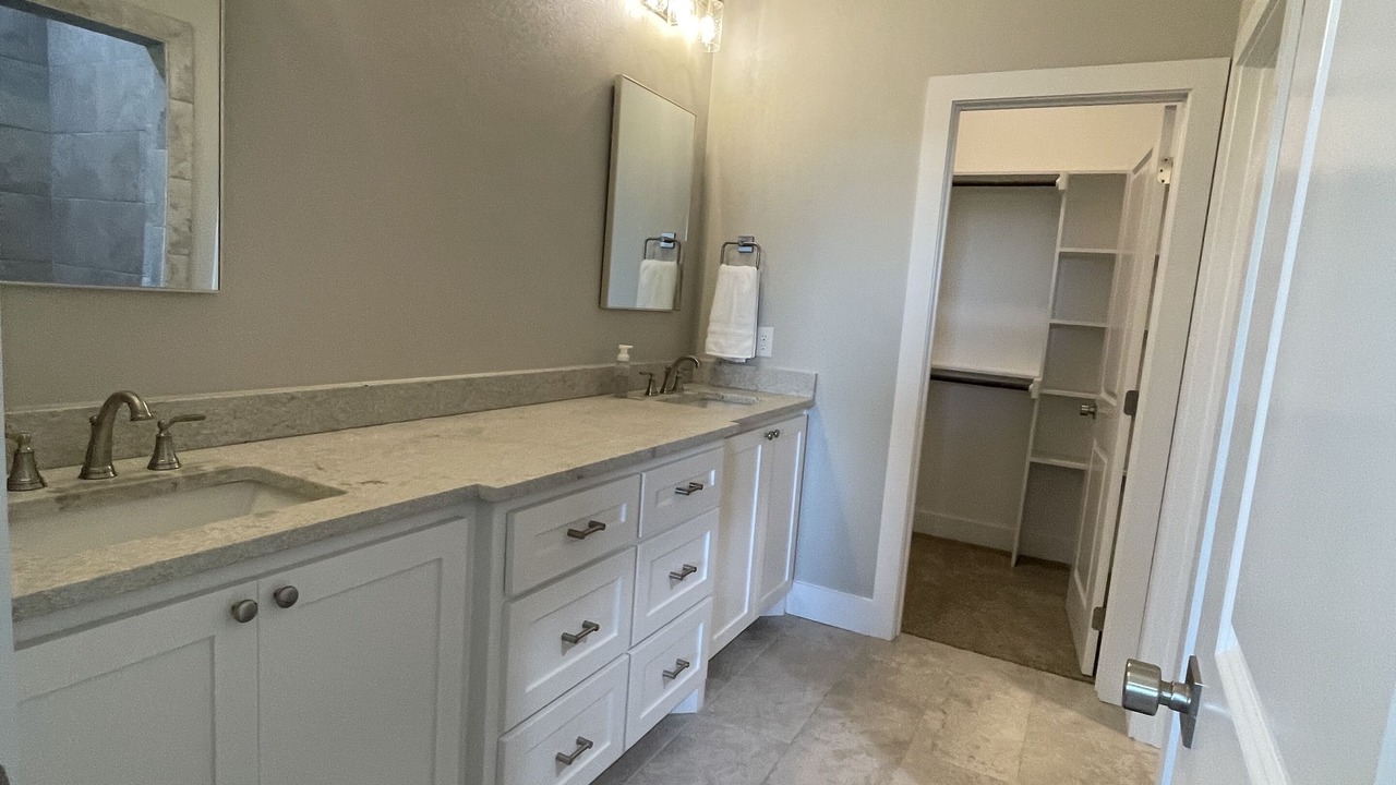 Photo of Bathroom in Graford