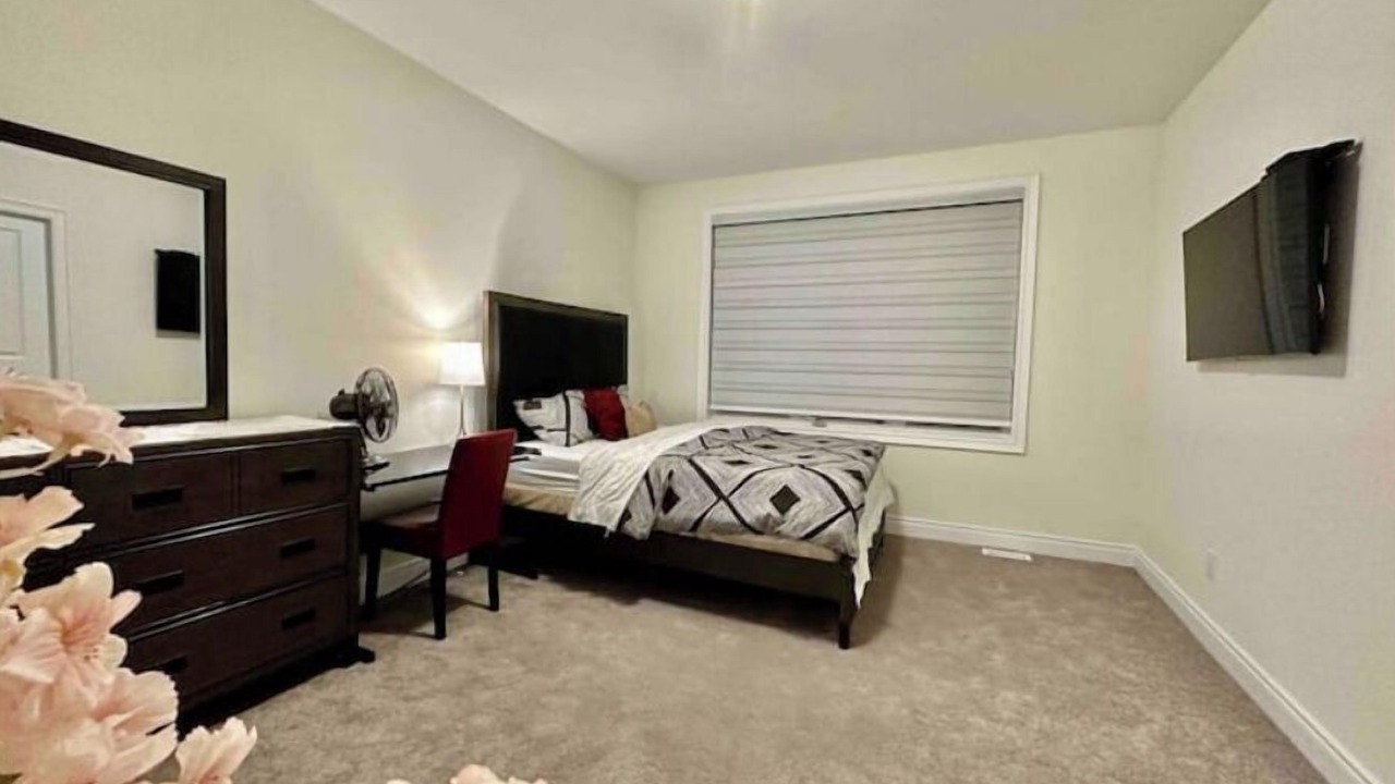 Photo of Bedroom in Wasaga Beach