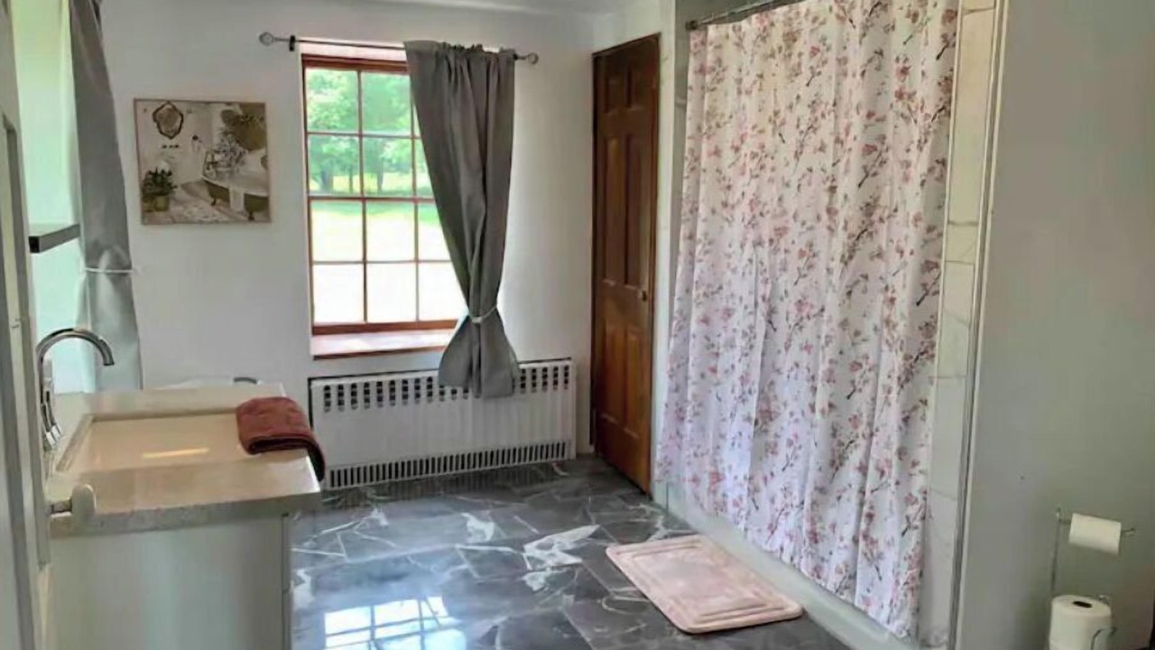 Photo of Bathroom in Lewistown