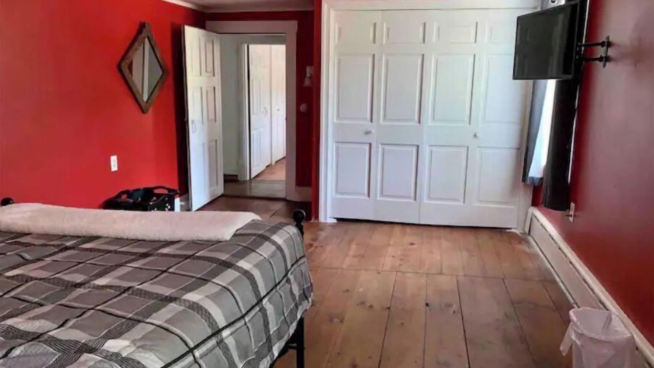 Photo of Bedroom in Lewistown