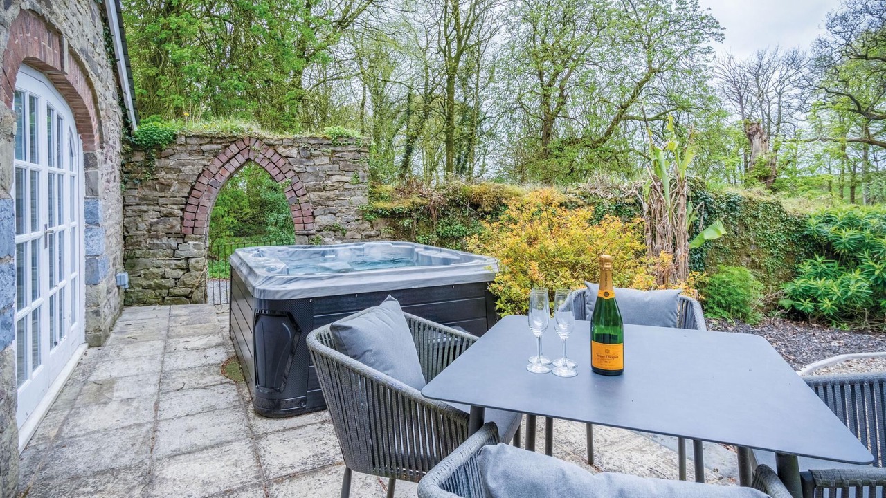 Photo of Others in Ludchurch