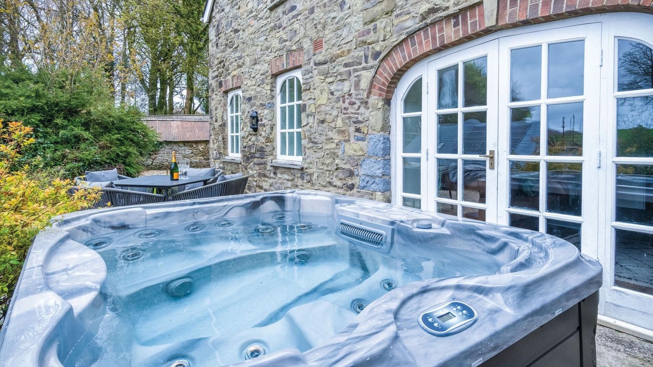 Photo of Others in Ludchurch