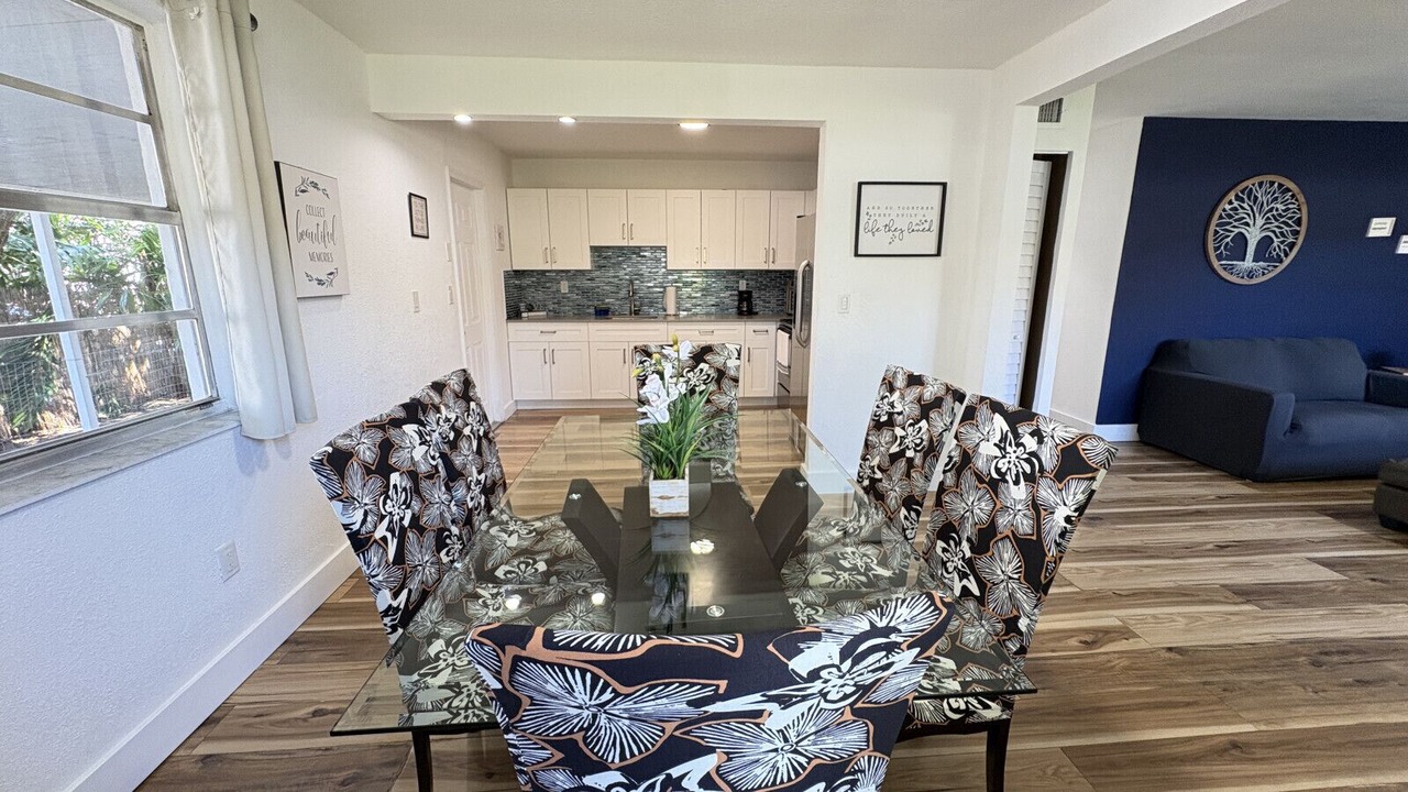 Photo of Livingroom in Little Havana