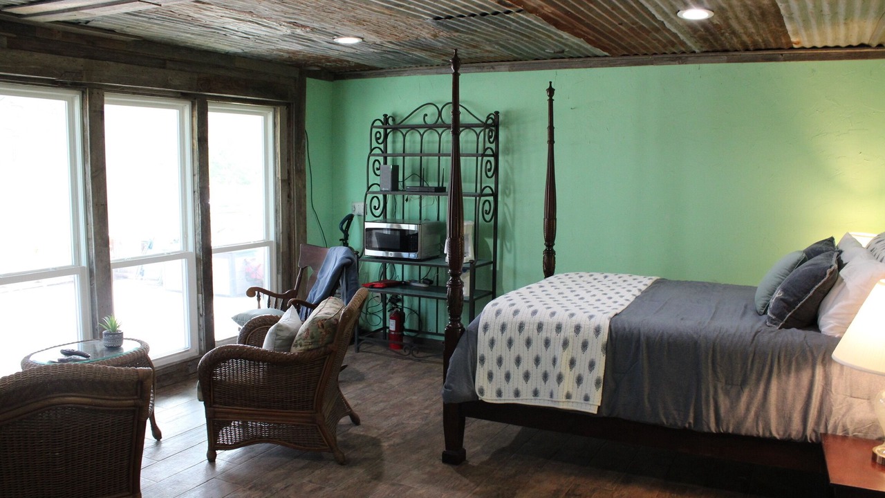 Photo of Bedroom in Leakey