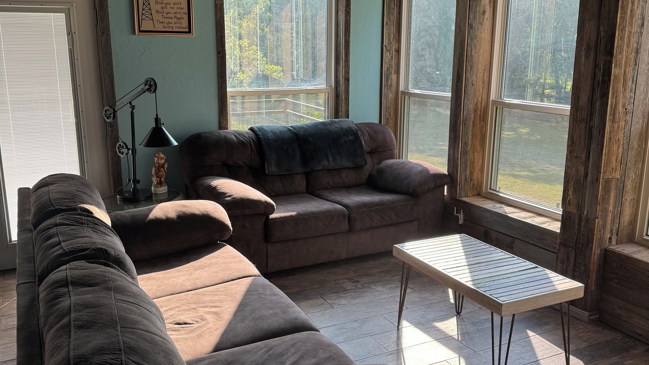 Photo of Livingroom in Leakey