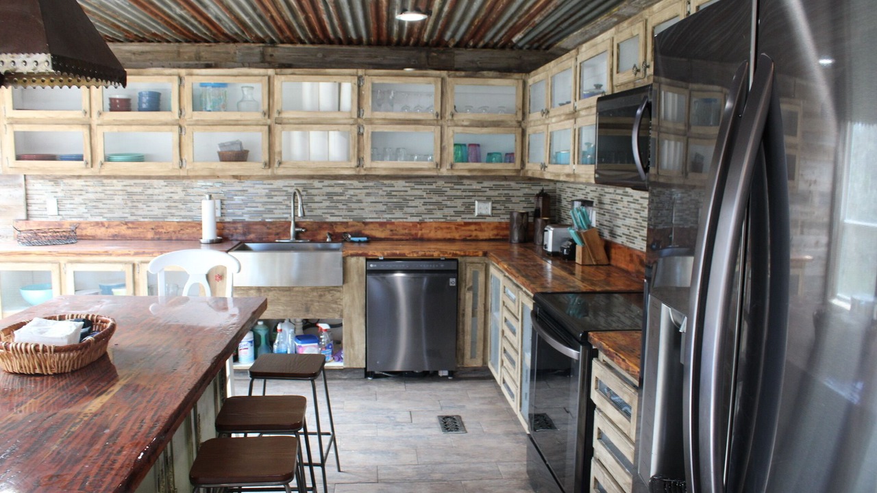 Photo of Kitchen in Leakey
