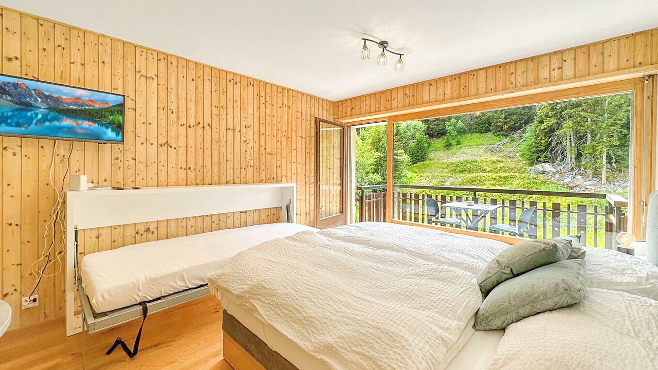 Photo of Bedroom in Vex