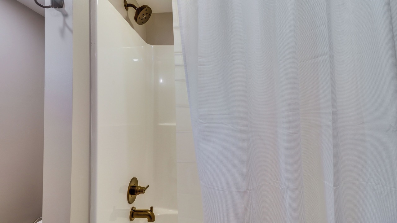 Photo of Bathroom in Fry's Spring