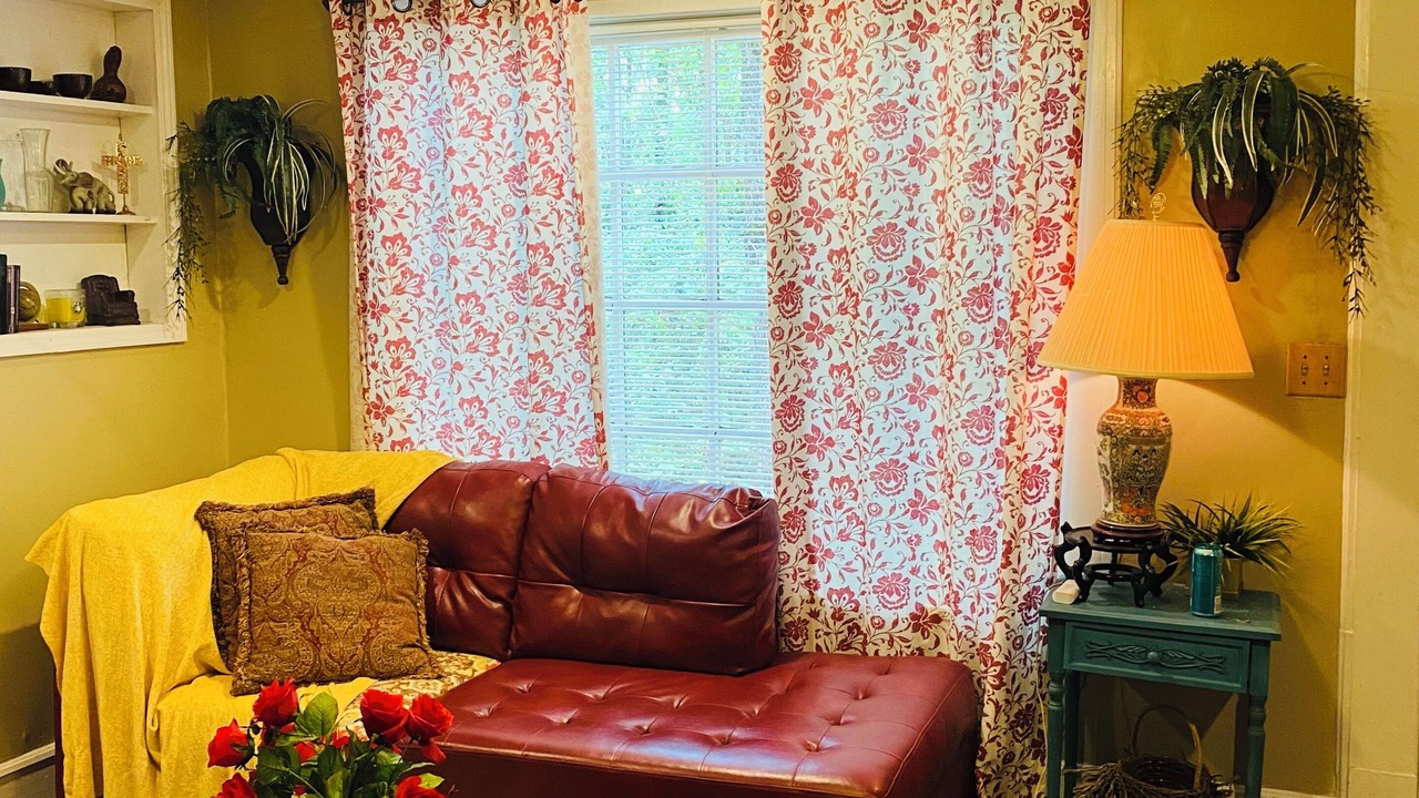 Photo of Livingroom in Belden