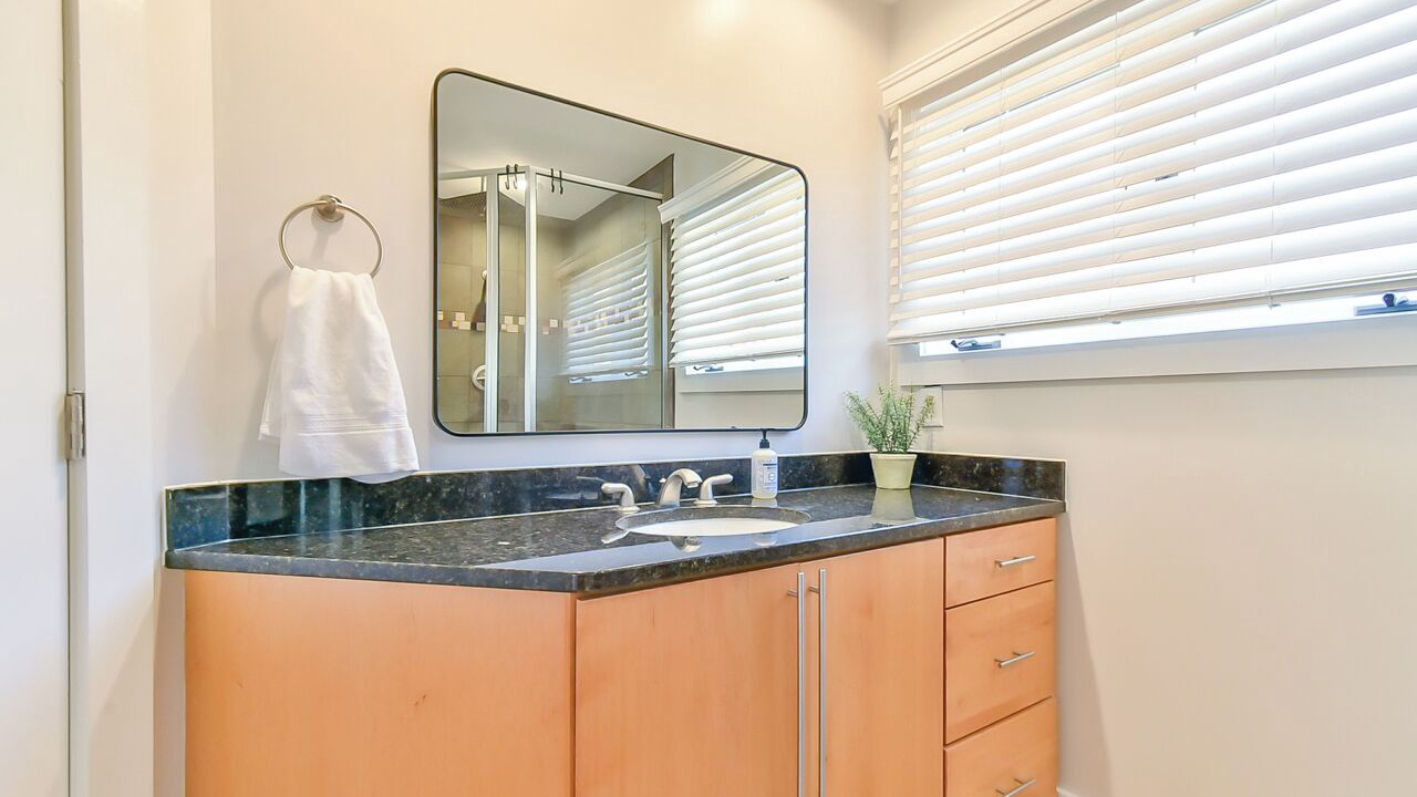 Photo of Bathroom in Semora