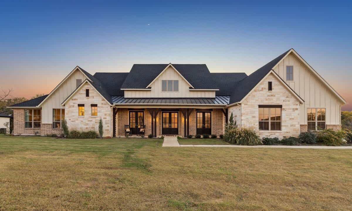 Photo of Outdoor in Flower Mound