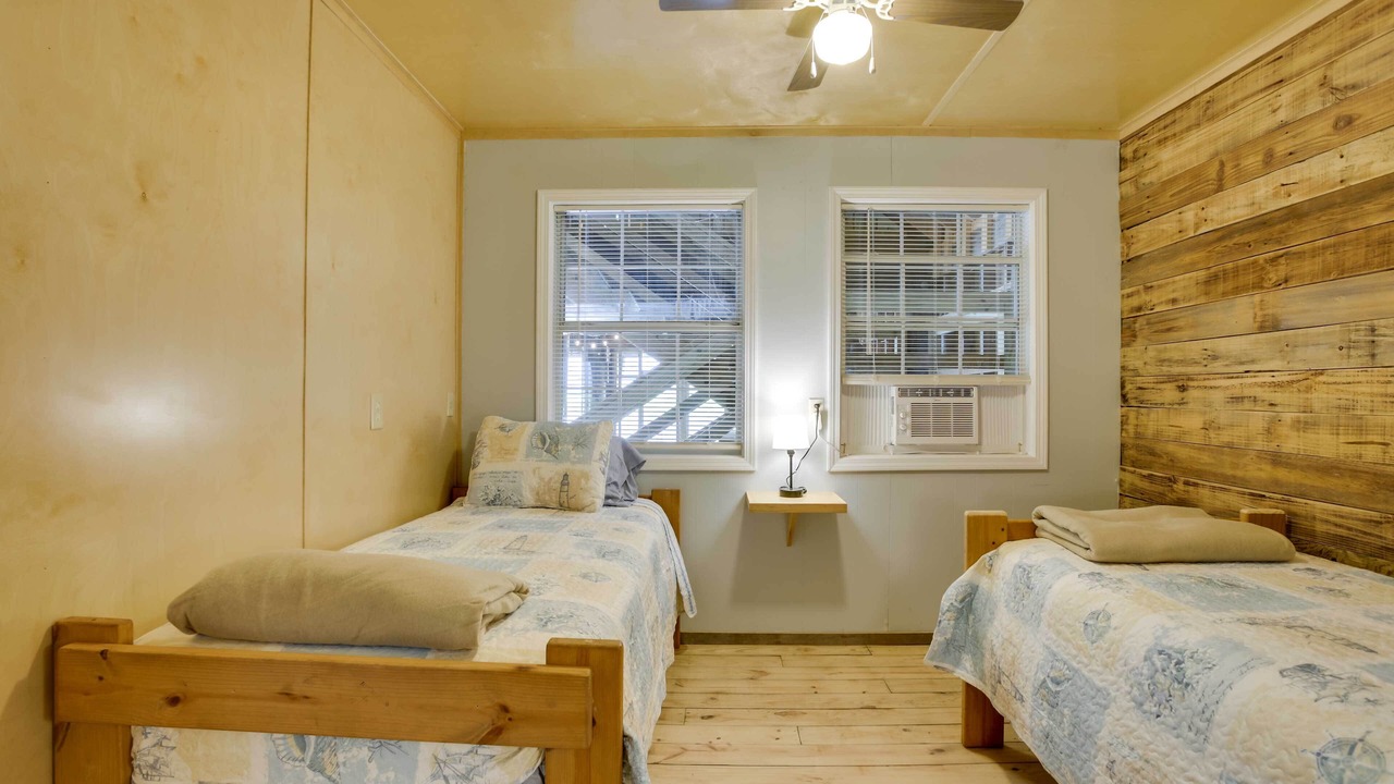 Photo of Bedroom in Golden Meadow
