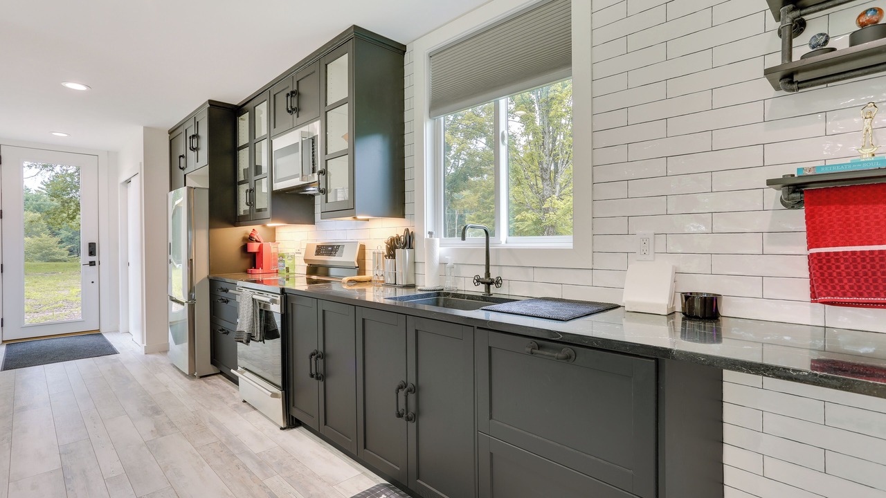 Photo of Kitchen in Swan Lake