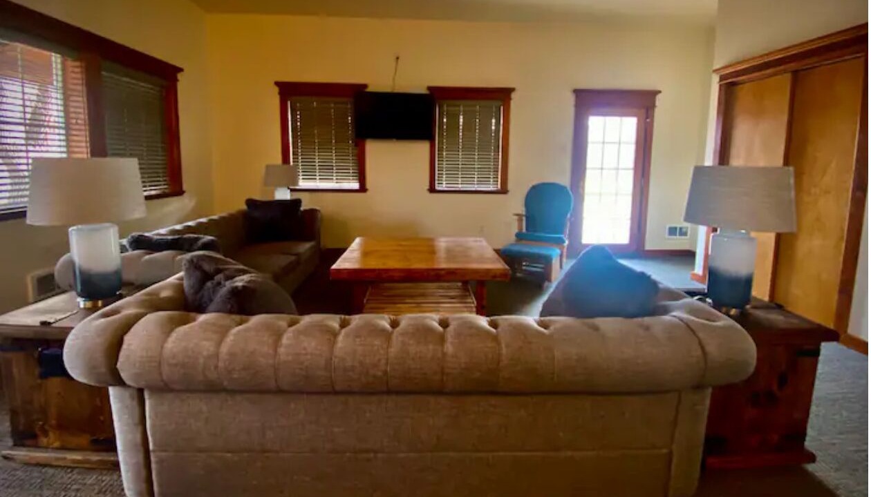 Photo of Livingroom in Darby