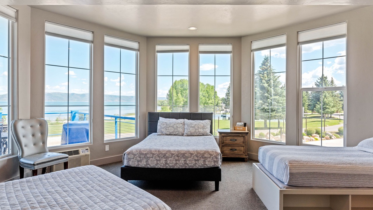 Photo of Bedroom in Harbor Village