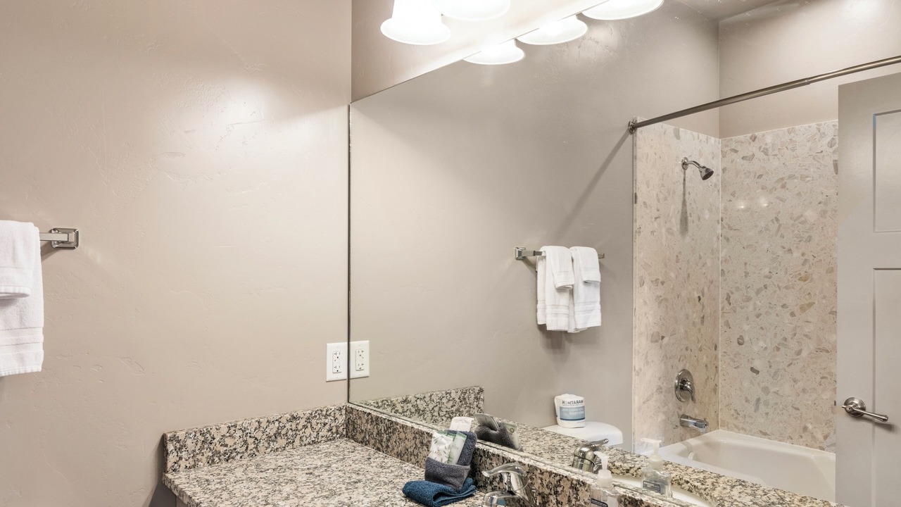 Photo of Bathroom in Harbor Village