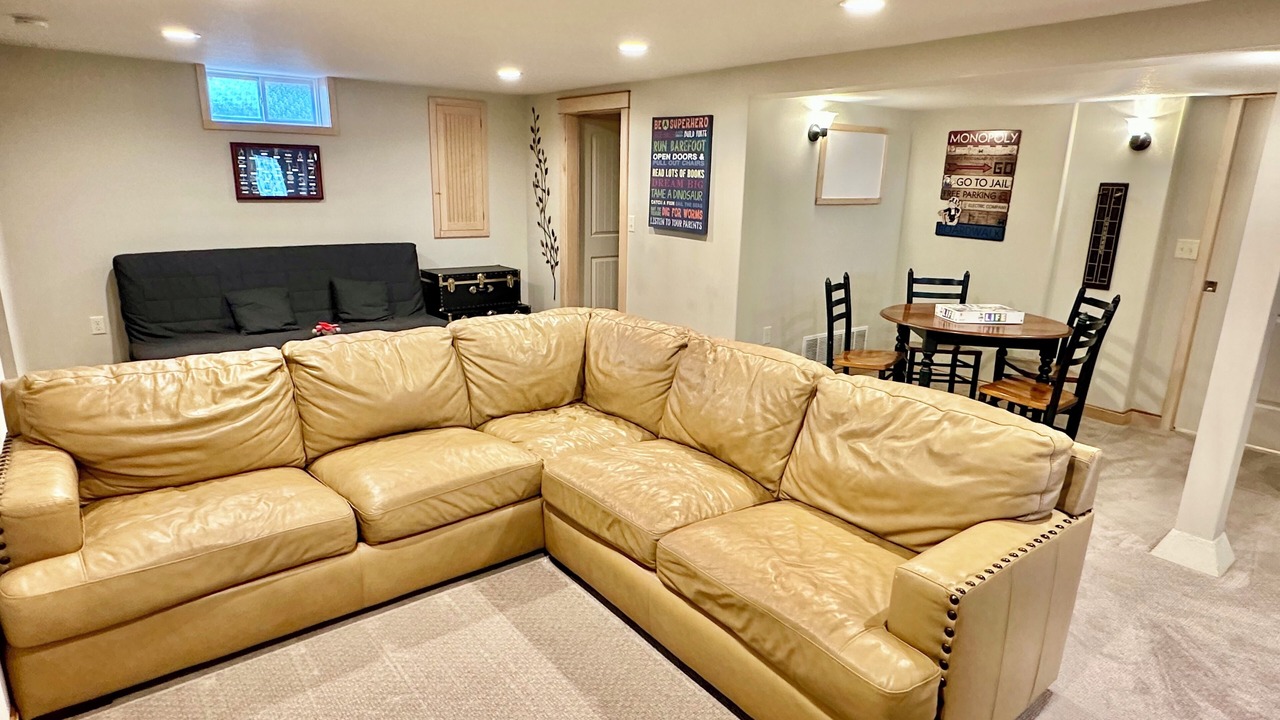 Photo of Livingroom in Amery