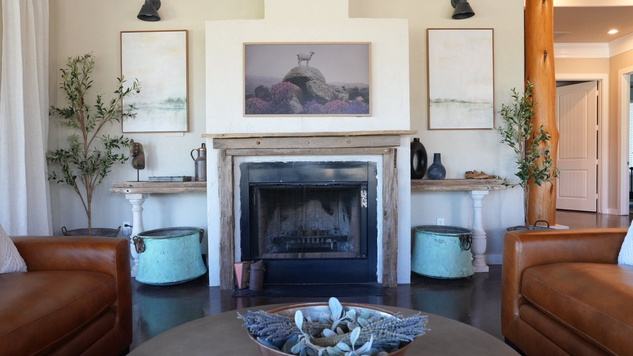 Photo of Livingroom in La Grange