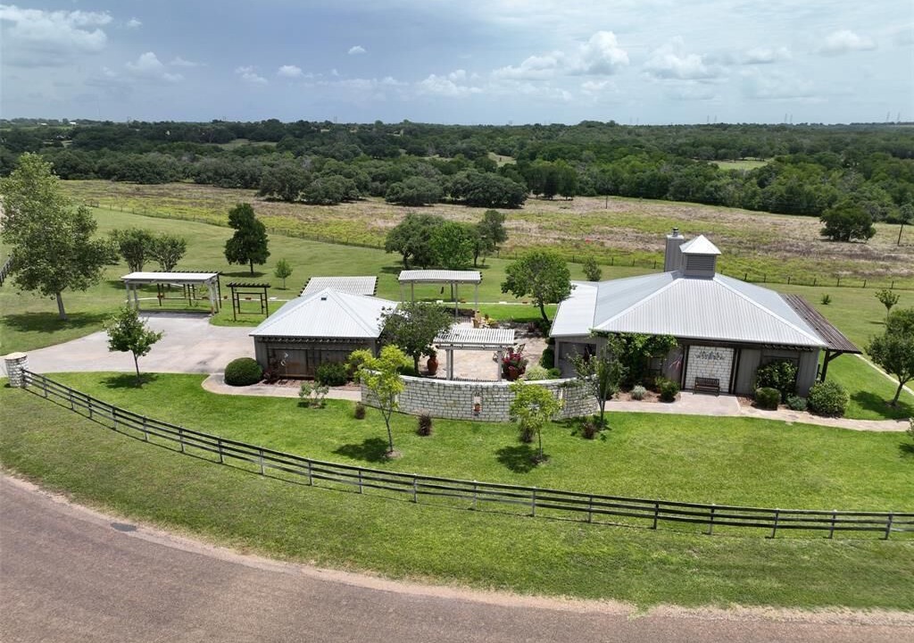 Photo of Outdoor in La Grange