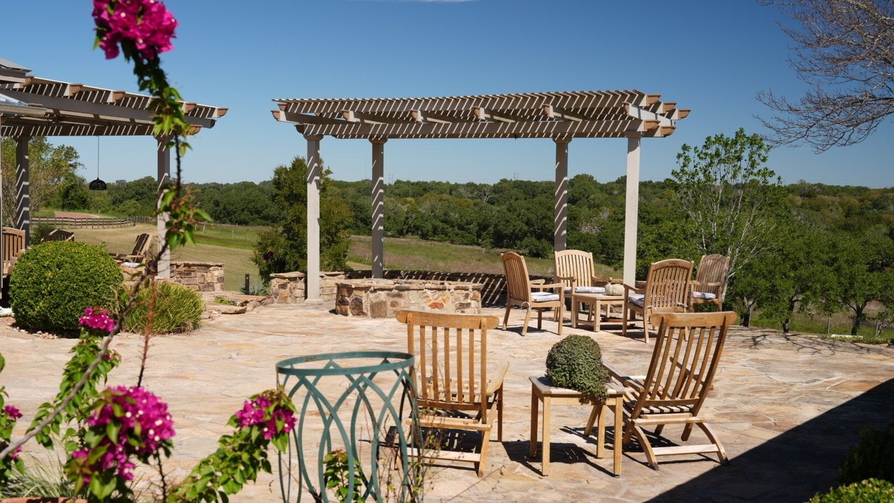Photo of Patio Balcony in La Grange