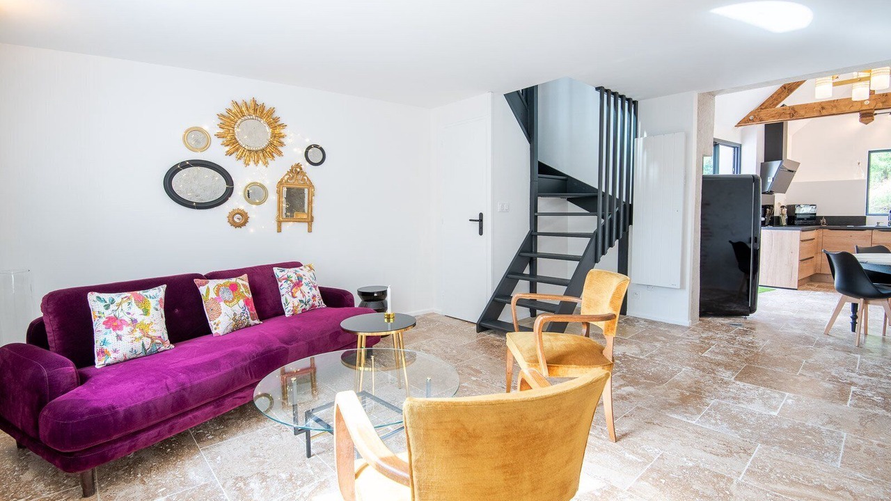 Photo of Livingroom in Charge