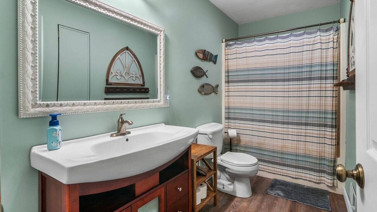 Photo of Bathroom in Gaylord