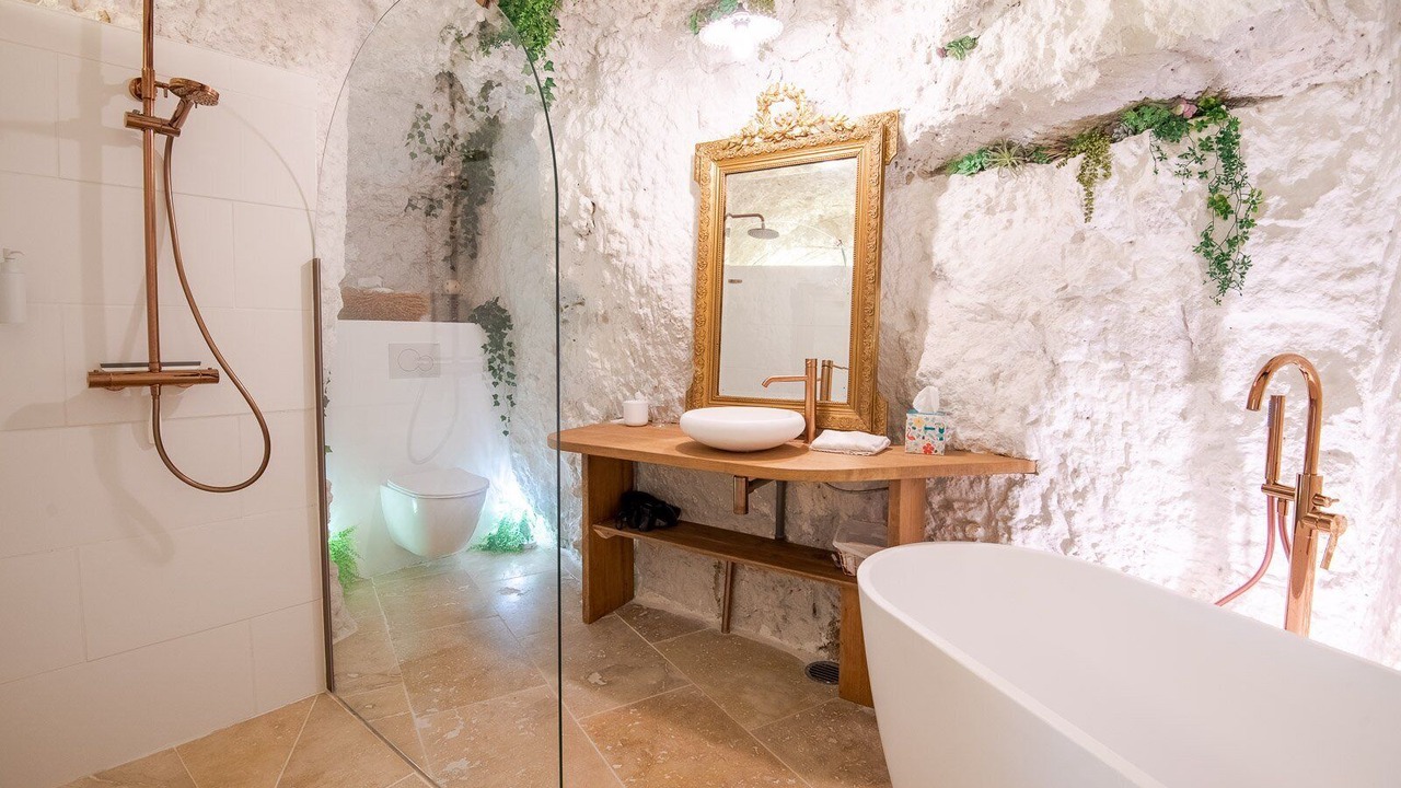 Photo of Bathroom in Charge