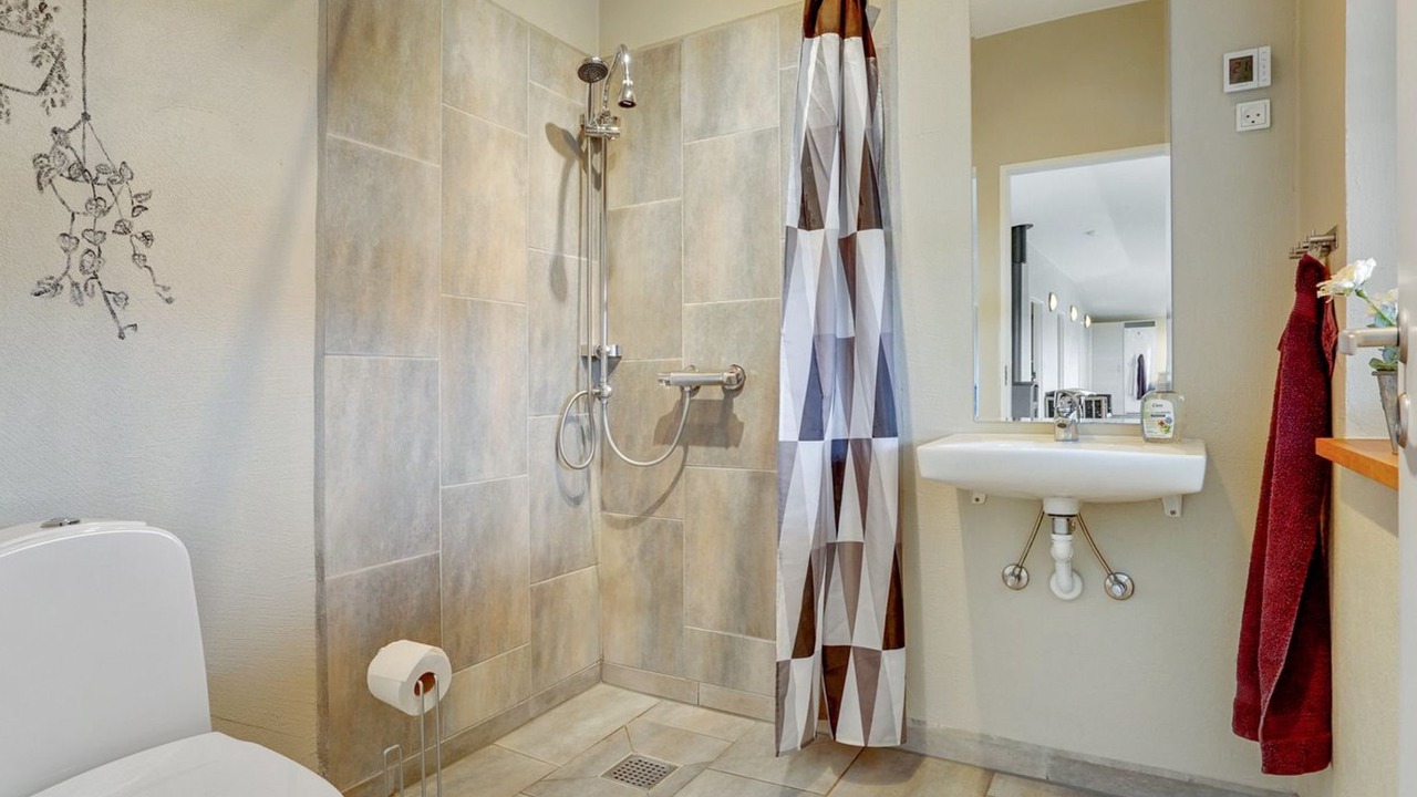 Photo of Bathroom in Arrild Ferieby
